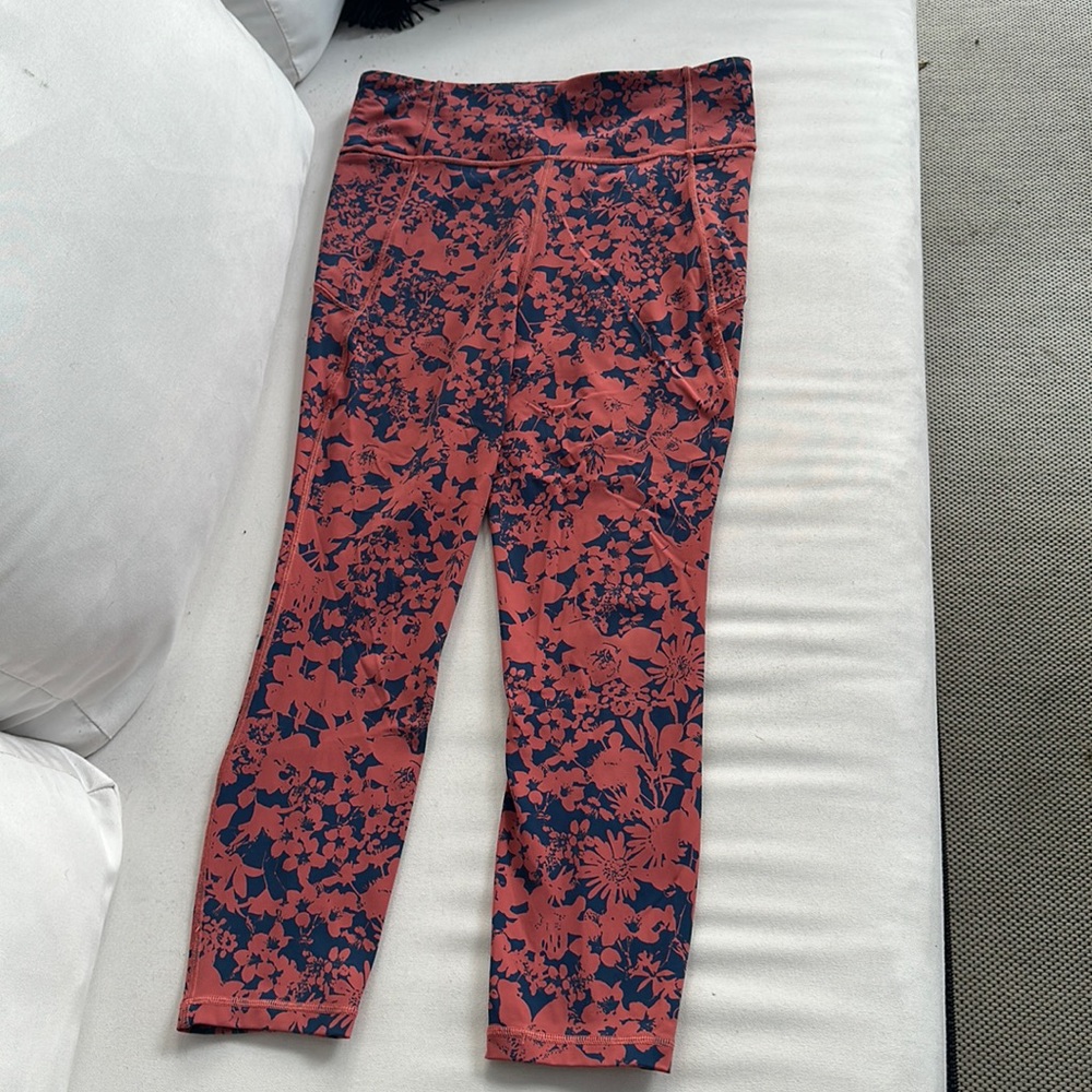 Lululemon legging very good condition